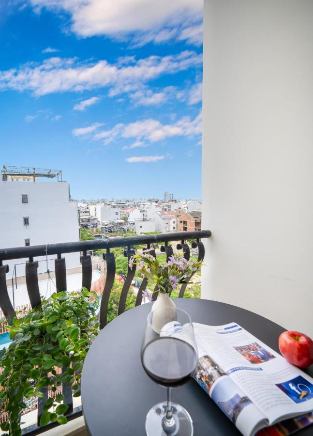 Phoenix 1 & Aparthotel 3*