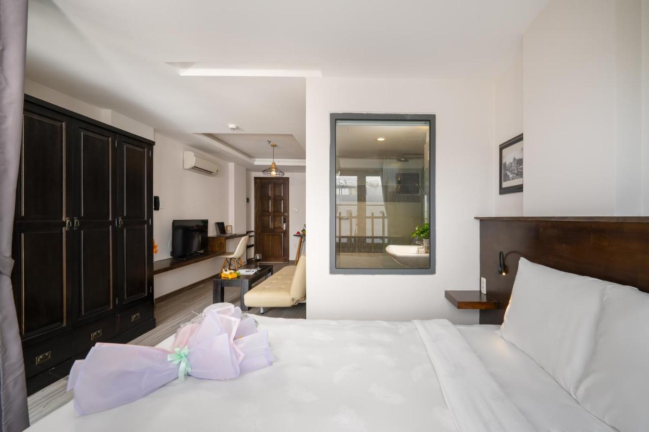 Phoenix 1 & Aparthotel 3*