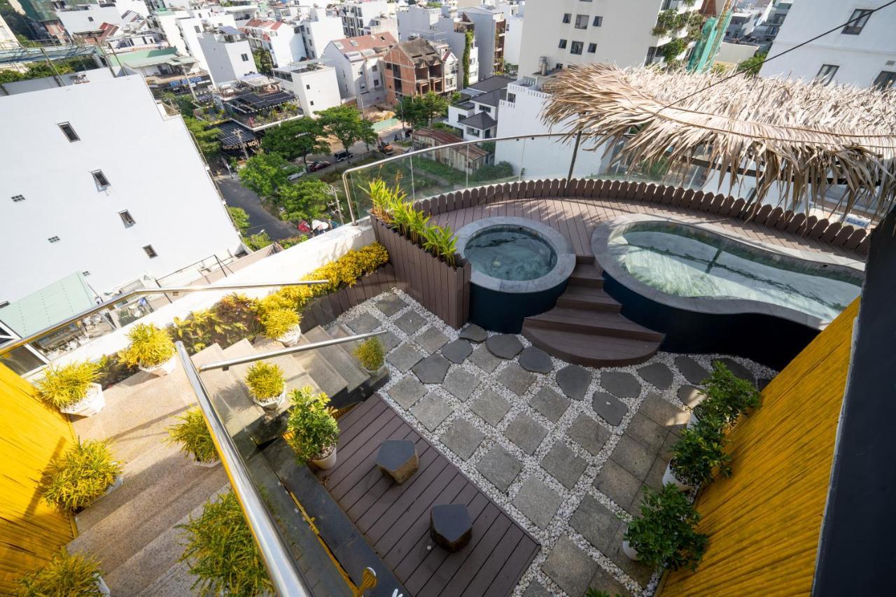 Phoenix 1 & Aparthotel